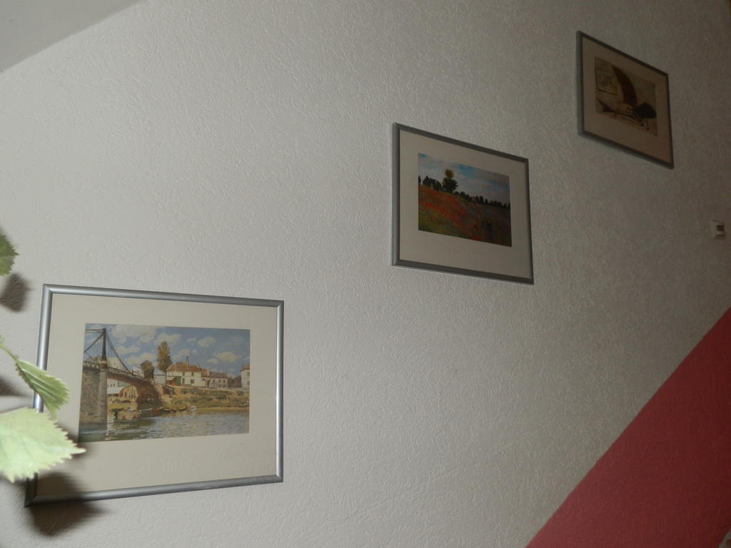 Hotel Garni Zur Eisenbahn ไครล์สไฮม์ ภายนอก รูปภาพ